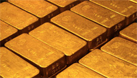 Onza de oro pierde brillo; cae 1.3%